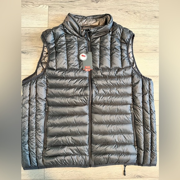 Tumi Other - NWT Tumi Men's Packable Puffer Full Zip Vest In Slate Grey Size 3XL, Retail $145